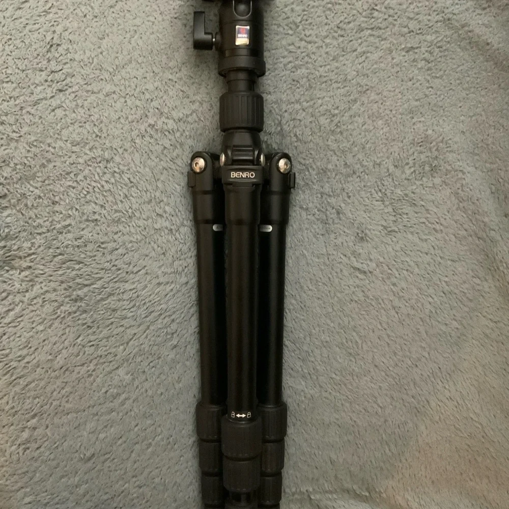 Benro Professional Tripod